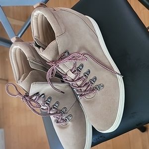 Ankle Booties Suade Wedge SZ 10